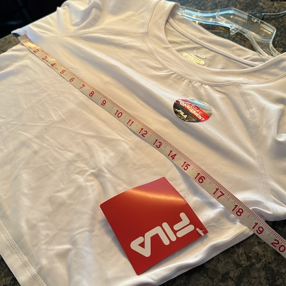 Fila cali cropped crew moisture management top NWT XL - Picture 6 of 9